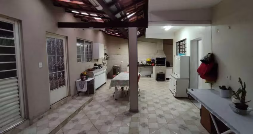 Sobrado com 4 dormitórios à venda, 196 m² por r$ 635.000,00 - jardim satélite - são josé dos campos/sp