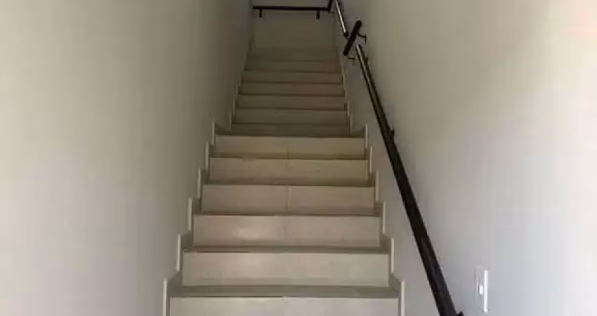 Sobrado com 2 quartos, residencial bosque dos ipês - são josé dos campos