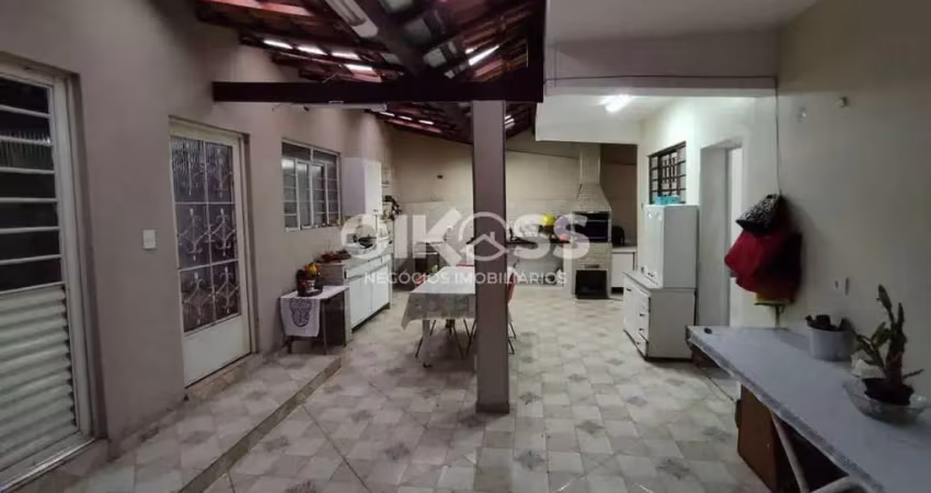 Sobrado com 4 dormitórios à venda, 196 m² por r$ 635.000,00 - jardim satélite - são josé dos campos/sp