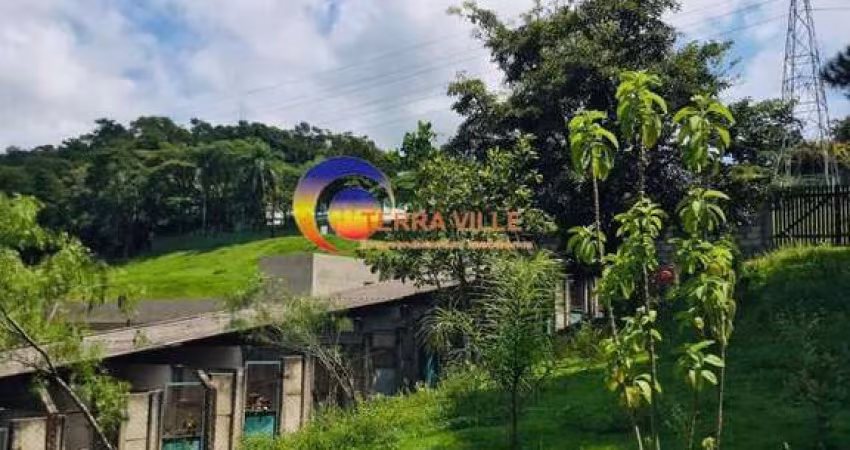 Chácara com área de 4120m² em Santana de Parnaíba - SP