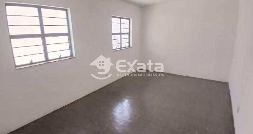 Sala comercial de 80m² para alugar no Centro - Oportunidade Imperdível!
