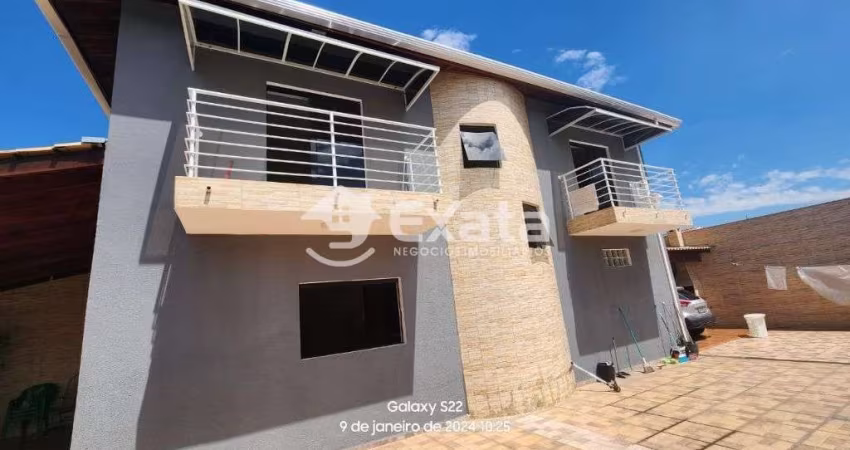 Ótima casa para venda no Piazza de Roma !!