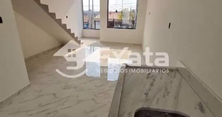 Lindo sobrado à venda no Jardim Simus