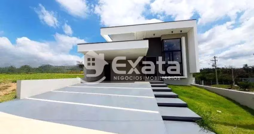 Linda casa terrea no condominio Campos do Conde