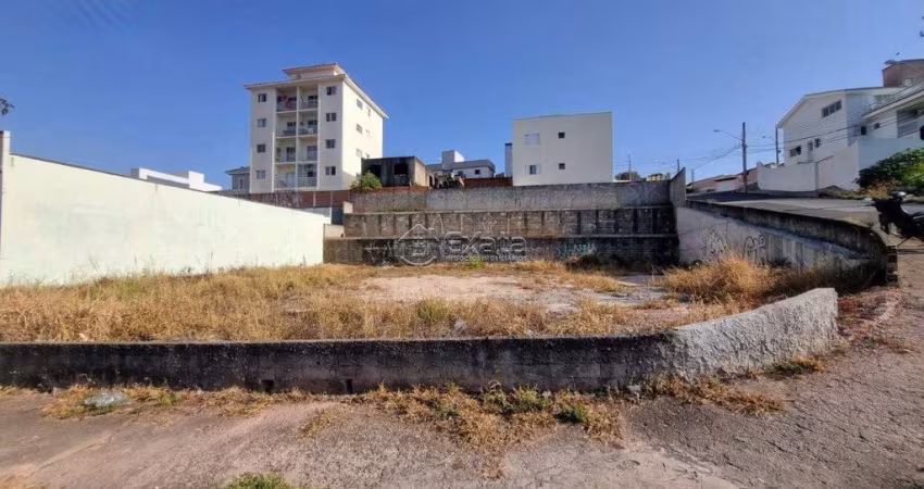 Terreno - Piazza di Roma