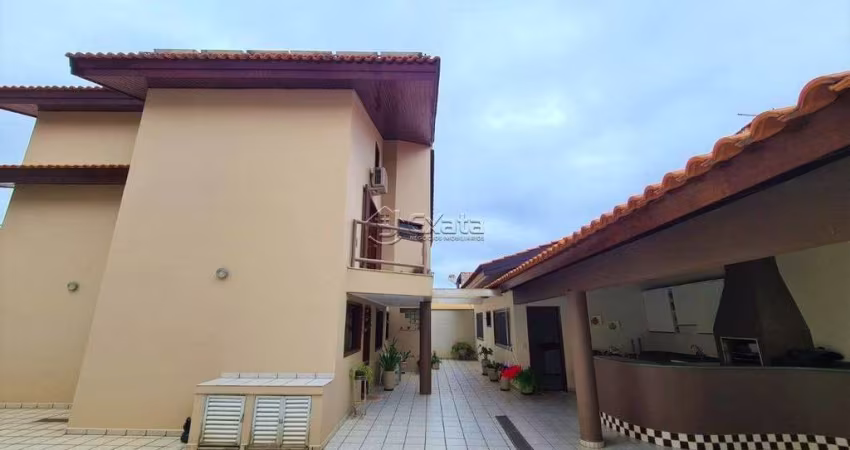 Sobrado Jardim Rosária Alcolea