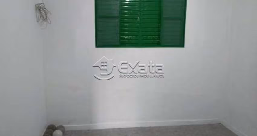 Casa térrea para venda na Zona Leste