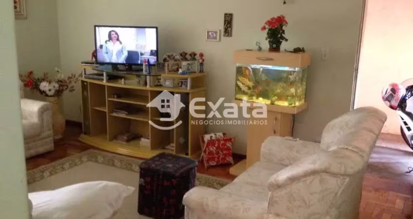 Casa com 3 quartos à venda na rua belarmino cerqueira césar, 605, Centro, Salto de Pirapora
