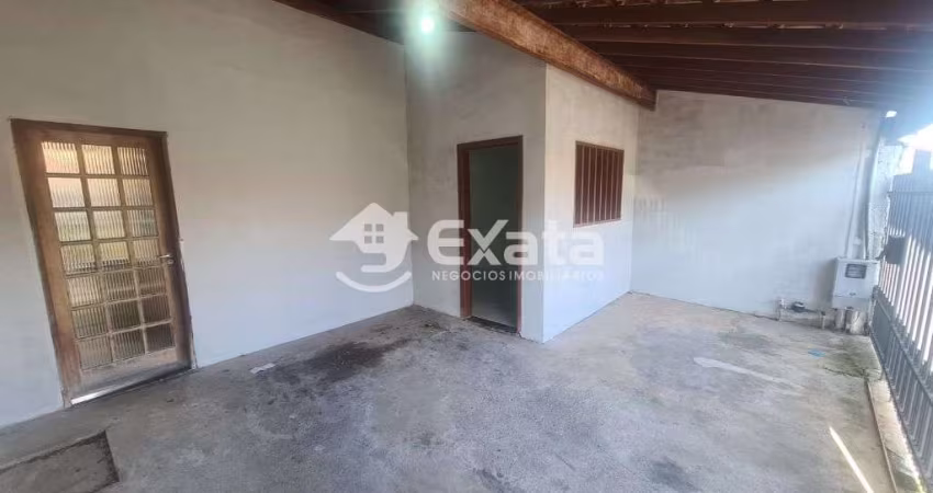 Casa térrea a venda com quintal Wanel Ville