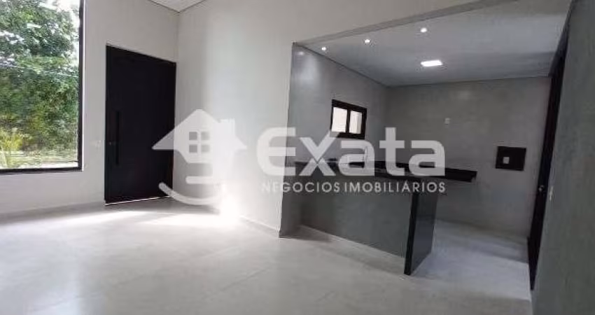 Casa térrea em condomínio fechado com área de lazer em Sorocaba