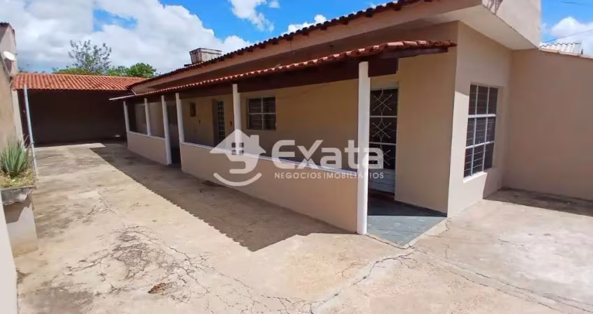 Casa para locação ou venda com 2 dormitórios na Vila Sabiá, Sorocaba