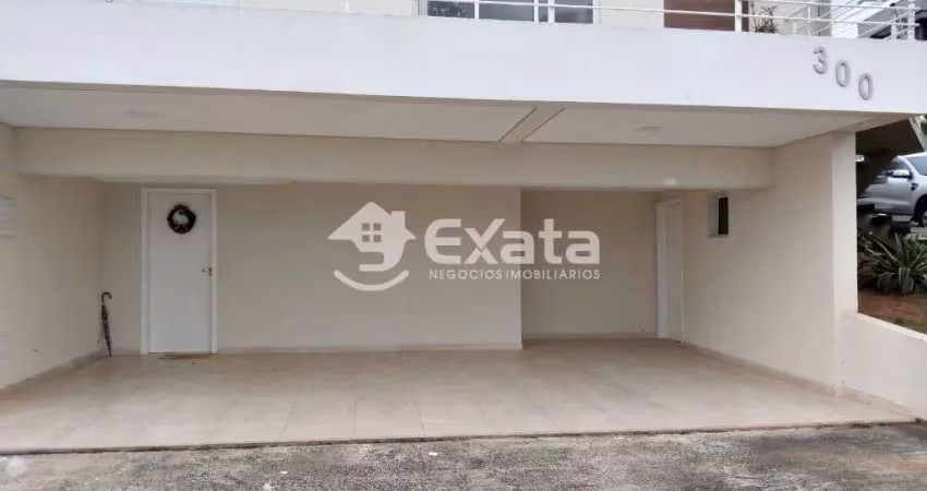 Lindo Sobrado com piscina no Condomínio Ibiti Reserva