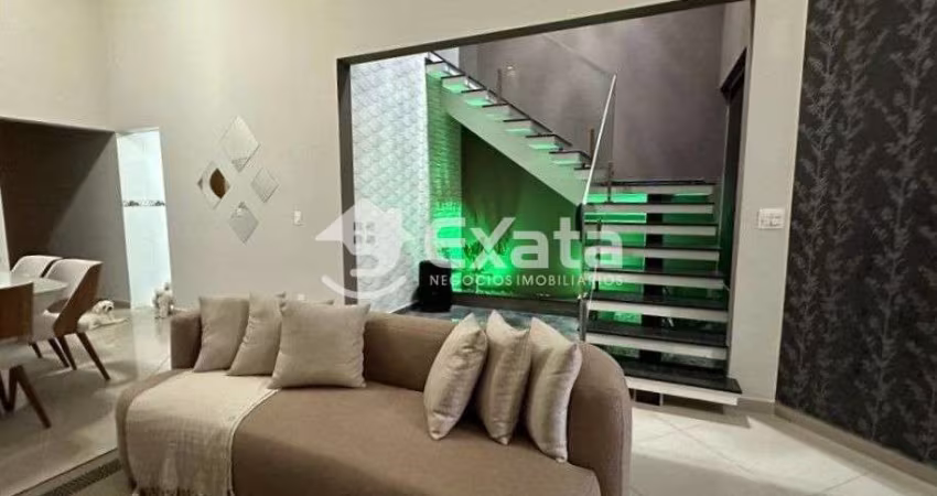 Casa assobradada de frente para mata preservada no Vilagio Milano em Sorocaba/SP