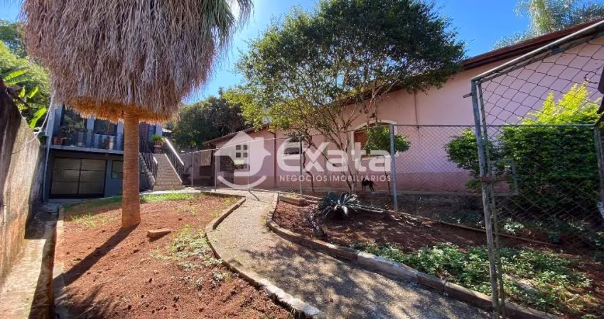 Casa para venda na Vila Carvalho.