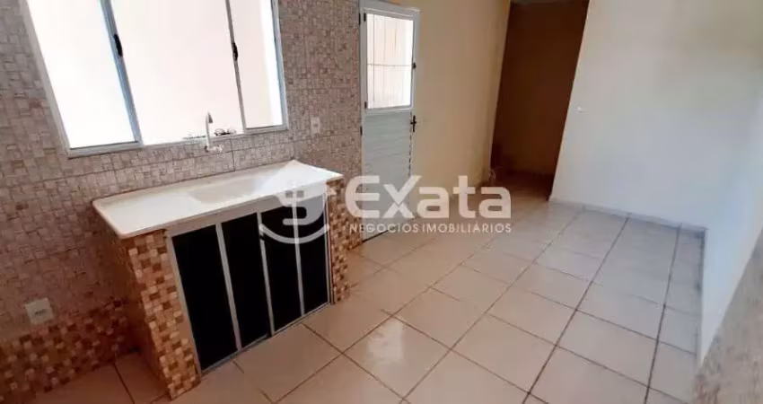 Casa com 2 quartos para alugar na Rua Raimundo Barbosa da Silva, 53, Jardim Toledo, Votorantim