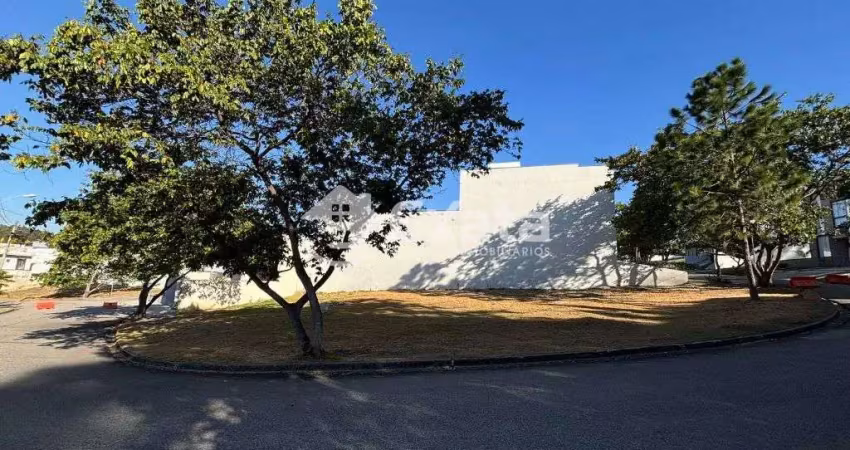 Terreno de esquina a venda em condominio residencial renaissence