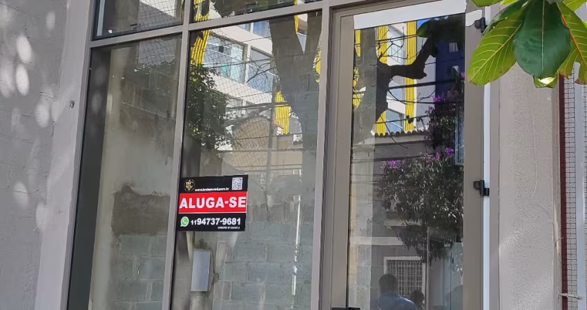 Loja para Aluguel na Vila Clementino – 25m², Pé Direito Duplo e Frente Envidraçada