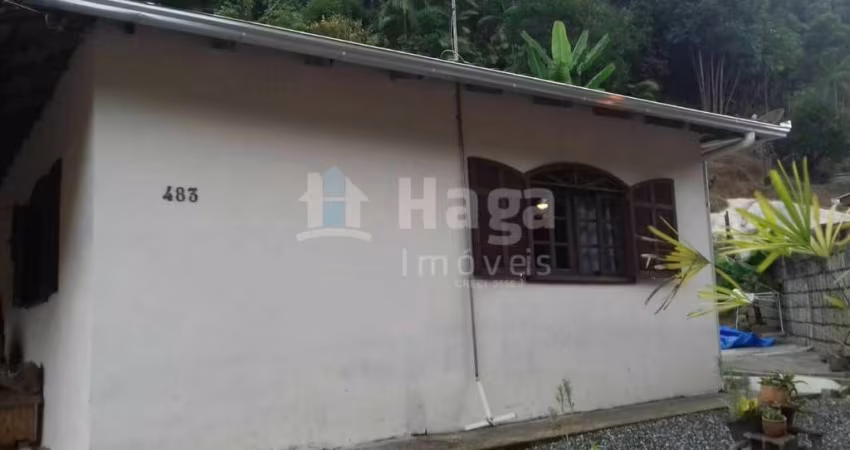 Casa a venda no bairro Azambuja em Brusque/SC