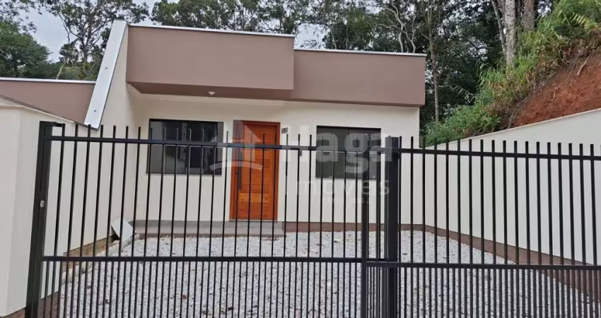 Casa geminada à venda no bairro águas claras em brusque/sc