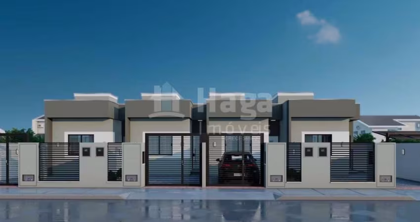 Casa geminada à venda no bairro Nova Descoberta em Tijucas/SC