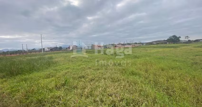 Terreno à venda em Papagaios, Canelinha 