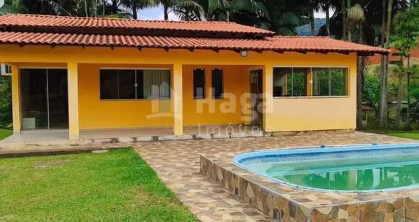 Chácara / sítio com 2 quartos à venda em Itinga, Tijucas 