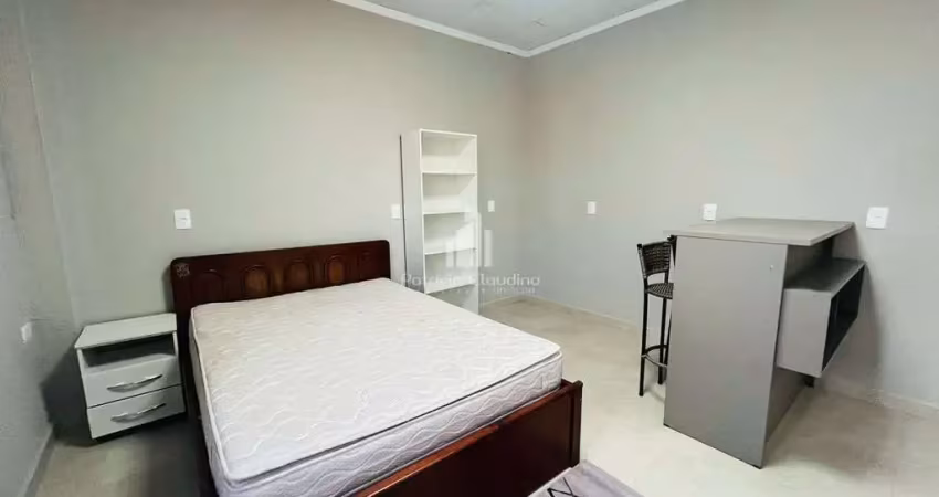 Kitnet mobiliada com 26m² na região central - conforto e praticidade!
