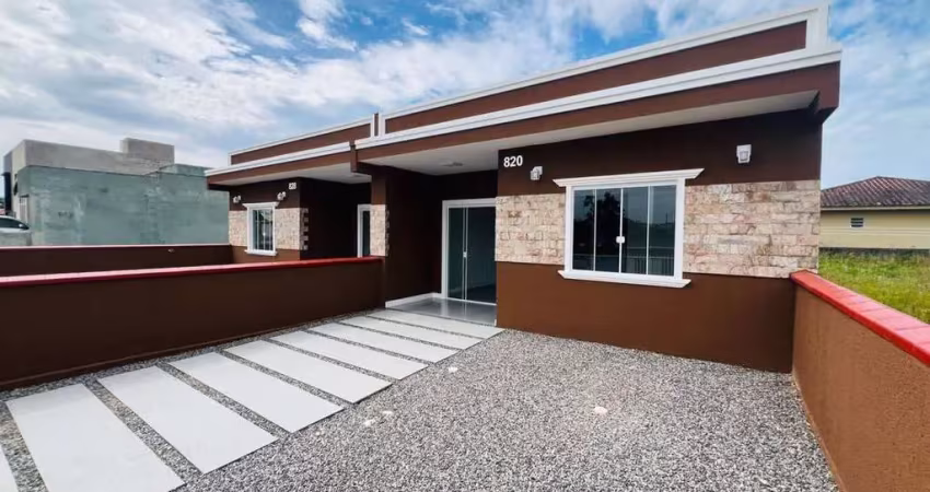 Excelente casa com 03 dormitórios sendo (01 suíte) na barra do saí!