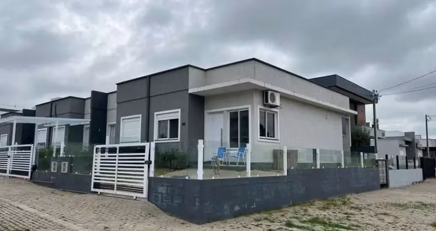 Casa com 2 quartos à venda em Bosque do Albatroz, Osório 