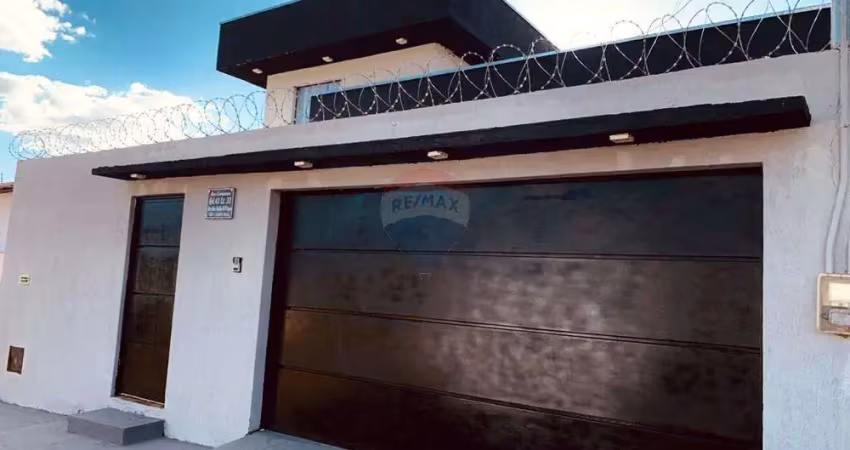 Casa com 3 quartos à venda na Rua Cantazaro, Centro, Anápolis