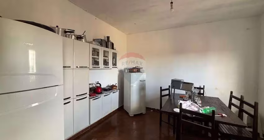 Casa com 4 quartos à venda na Vila Santana, Anápolis 