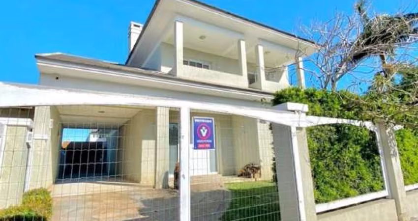 Casa com Piscina em Xangri-lá - Venda
