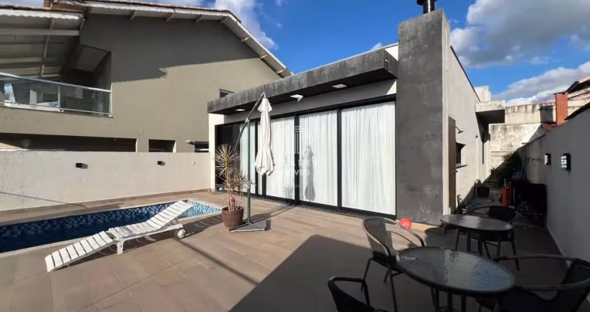 Casa com 3 quartos para alugar na Estrada do Itapeti, Aruã, Mogi das Cruzes