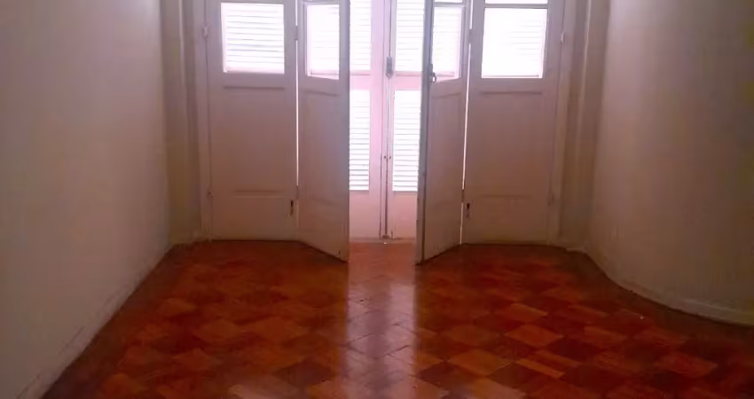 Apartamento com 3 quartos à venda na Rua Canavieiras, Grajaú, Rio de Janeiro