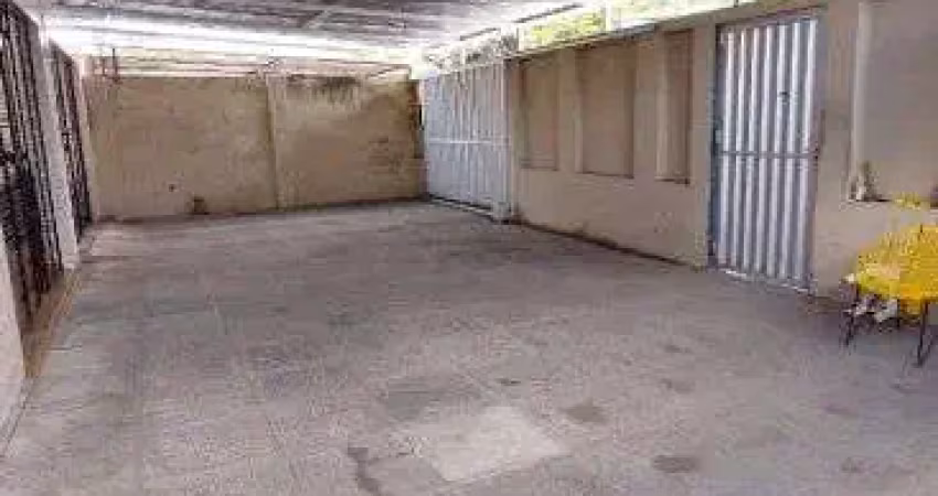 Imóvel para venda possui 444 metros quadrados com 3 quartos em Cordeiro - Recife - PE