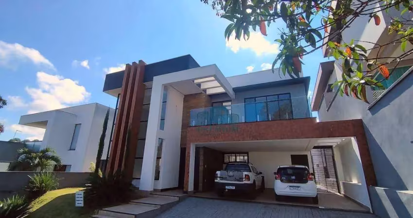 Casa em condomínio fechado com 4 quartos à venda na Rua Deputado Lahyr Tostes, 12, São Pedro, Juiz de Fora