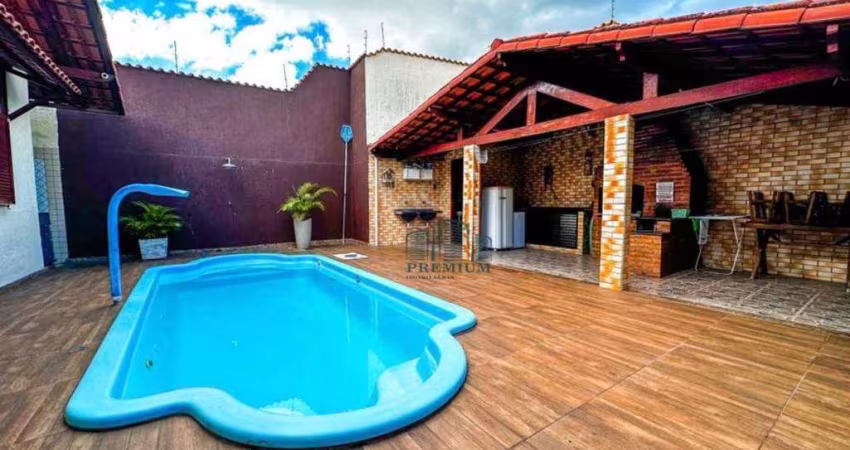 Casa de 4 Quartos com Piscina e Área Gourmet