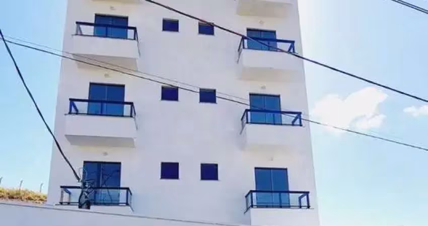 Cobertura de 2 quartos, elevador e terraço privativo