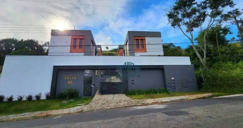 Casa duplex com 3 suítes e 240m2- parque jardim serra