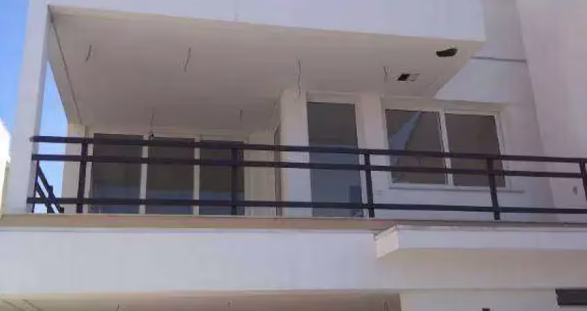 Sobrado com 4 dormitórios à venda, 330 m² por R$ 1.850.000,00 - Itapeti - Mogi das Cruzes/SP