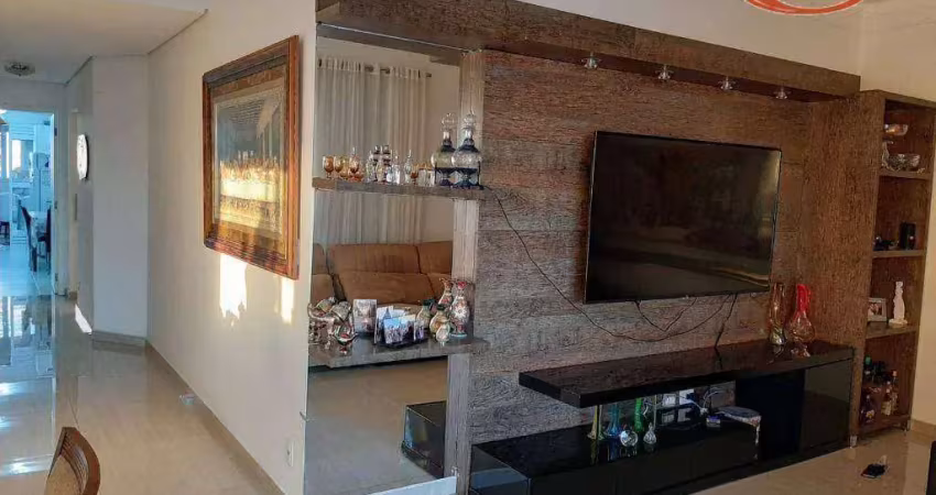 Apartamento com 3 dormitórios à venda, 155 m² por R$ 1.620.000,00 - Embaré - Santos/SP