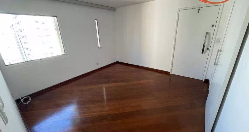 Apartamento com 2 dormitórios à venda, 54 m² por R$ 720.000 - Moema - São Paulo/SP