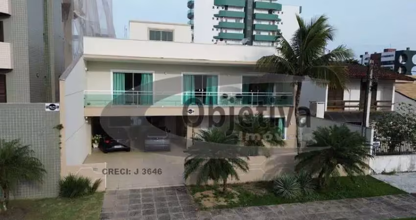 Casa com 4 quartos à venda na Rua Generoso Marques, 303, Centro, Guaratuba
