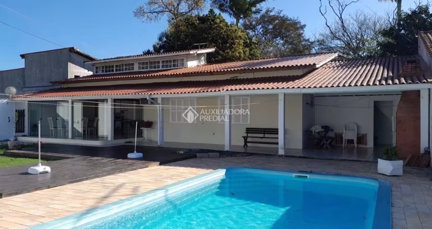 Casa com 3 quartos à venda na Rua Tenente Orlando Bastos Schroder, 395, Campeche, Florianópolis