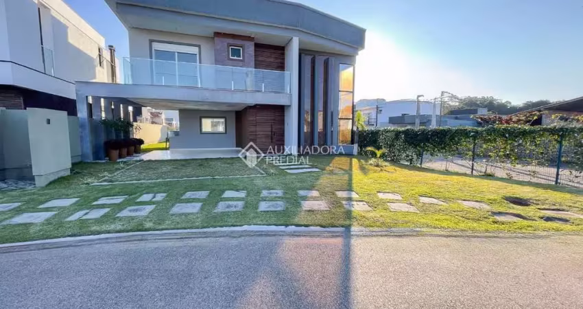 Casa em condomínio fechado com 3 quartos à venda na Avenida Red Park, 784, São João do Rio Vermelho, Florianópolis