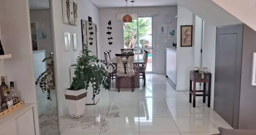 Casa com 3 quartos à venda na Rua da Caliandra Rosa, 160, Cachoeira do Bom Jesus, Florianópolis