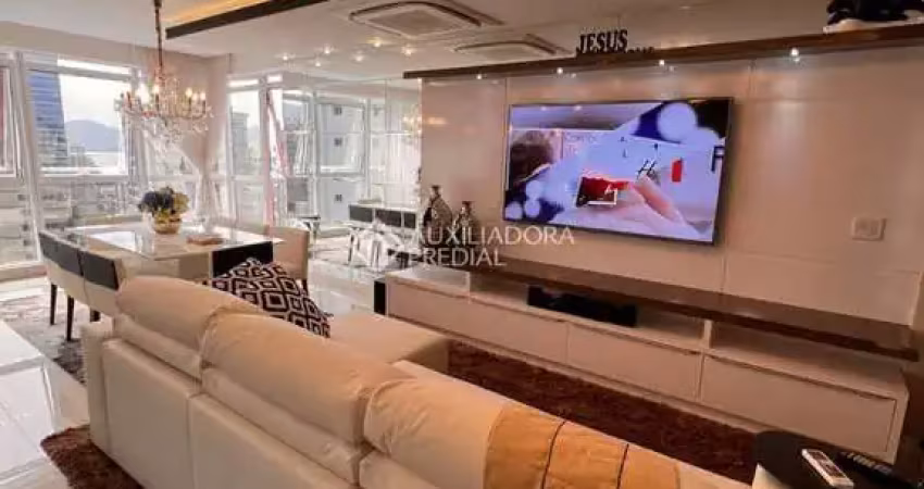 Apartamento com 4 quartos à venda na Avenida Nereu Ramos, 52, Meia Praia, Itapema