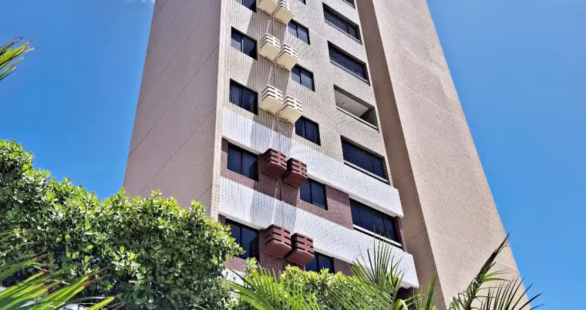 Apartamento com dois quartos, sendo uma suíte – Na melhor localização de Lagoa Nova.