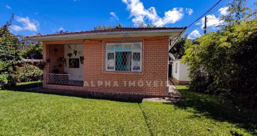 Casa para venda em teresópolis, alto, 3 dormitórios, 2 banheiros, 6 vagas