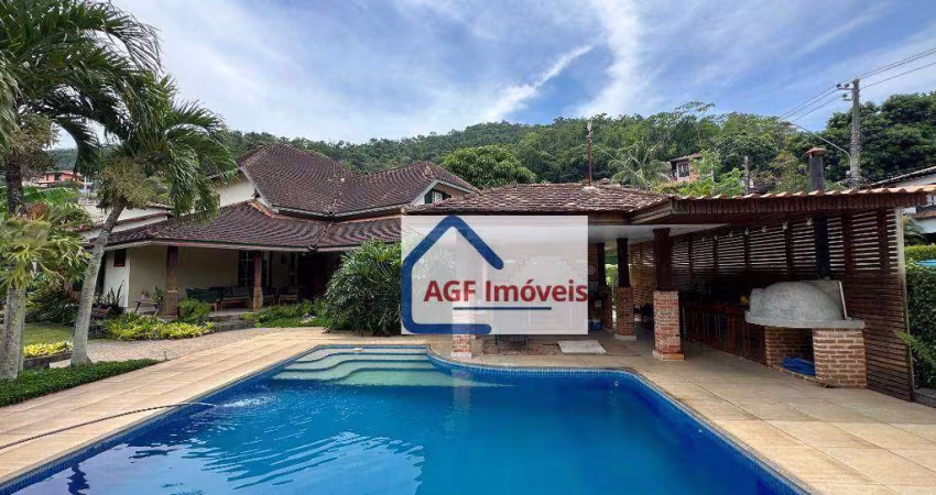 Casa exclusiva em Condomínio, em Itaipu